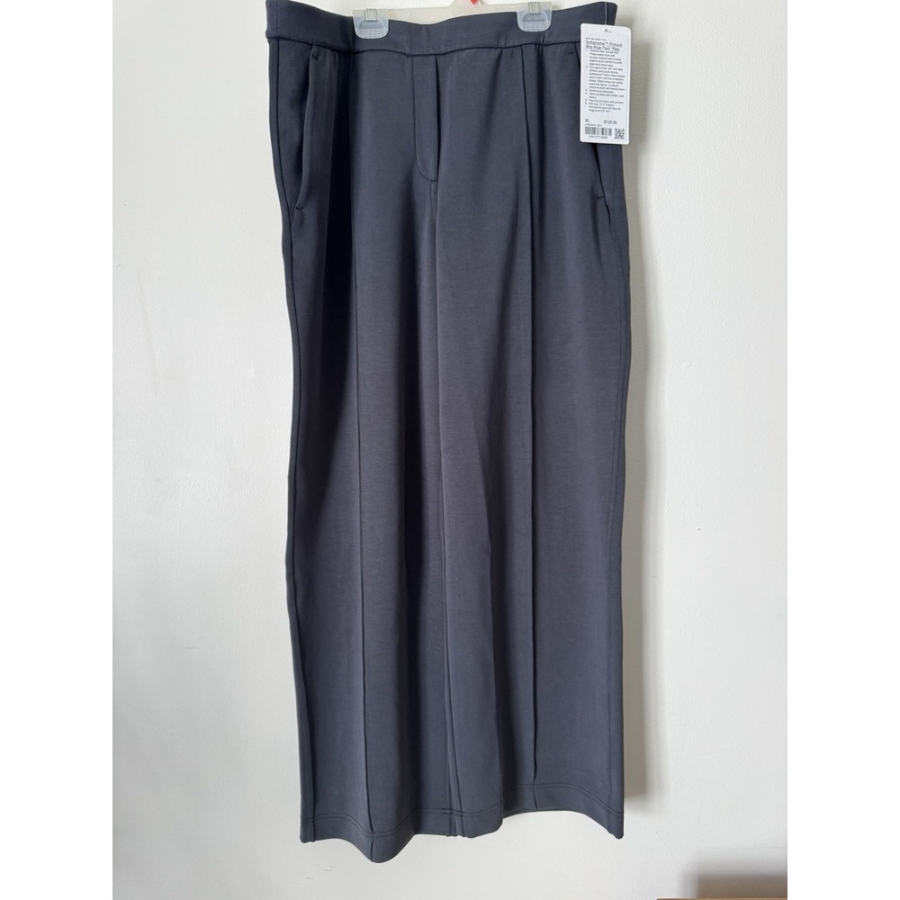 NEW‎ Lululemon Softstreme Pintuck Mid-Rise Pant Size XL Reg 31.5" Charcoal Black